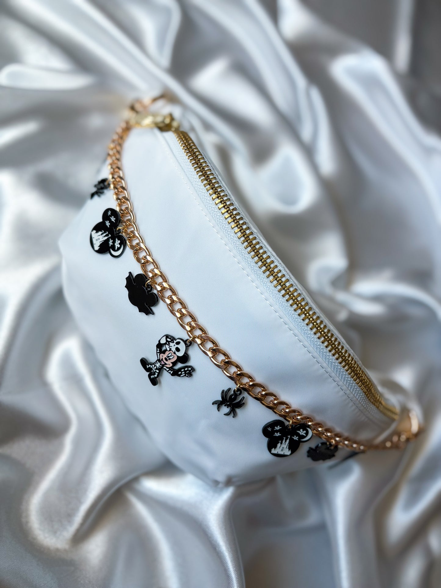 Spooky Skeleton Chain