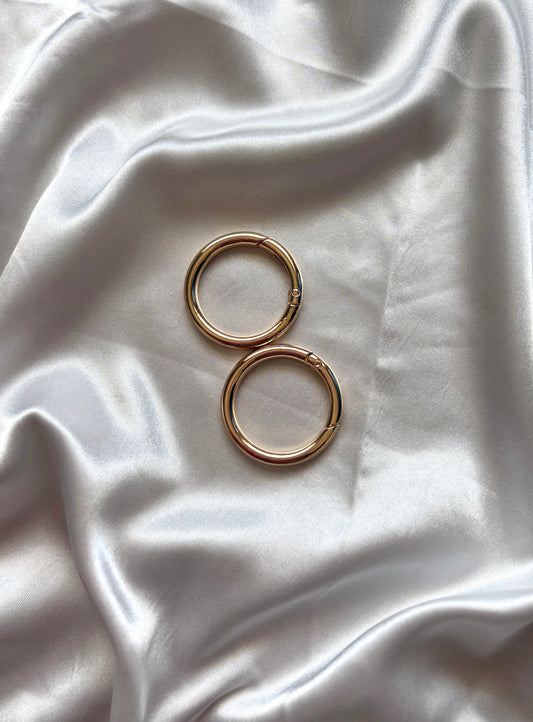 Gold Clasp Ring (Jumbo/XL )