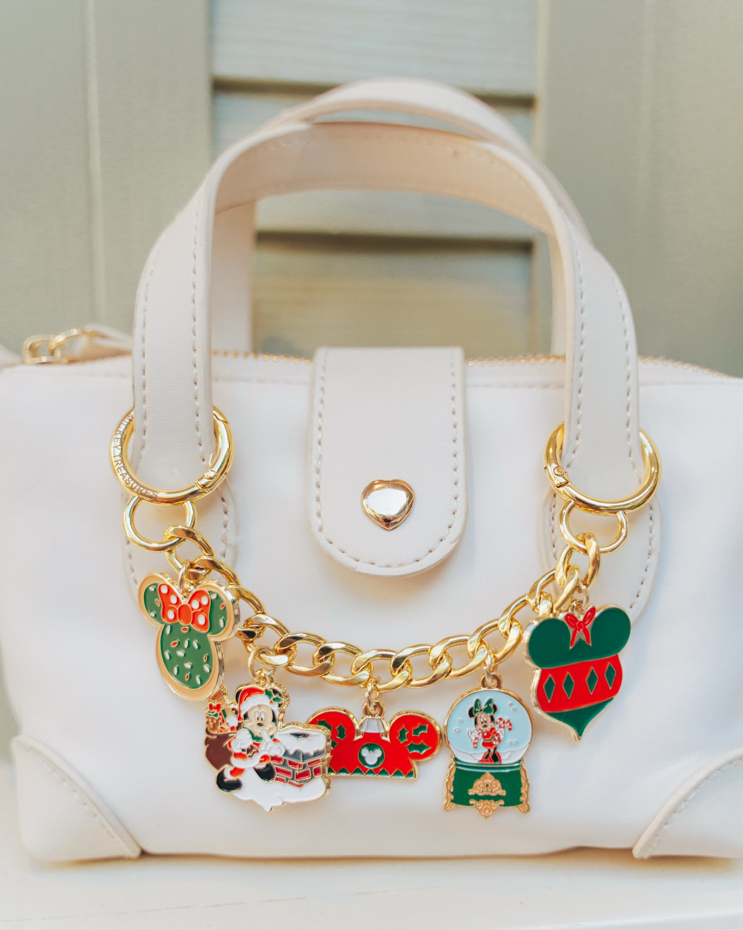 Holly Jolly Mini Chain